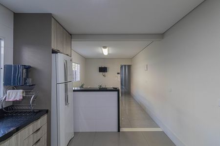 Casa para alugar com 236m², 2 quartos e 2 vagasCozinha