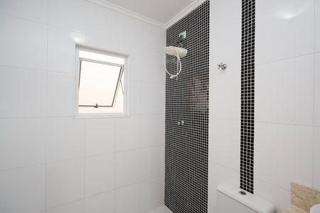 Casa à venda com 220m², 3 quartos e 2 vagasBanheiro da Suíte 2