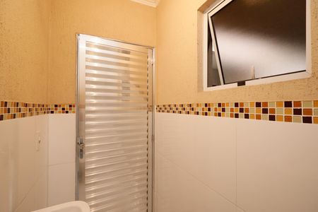 Casa à venda com 220m², 3 quartos e 2 vagasLavabo 2