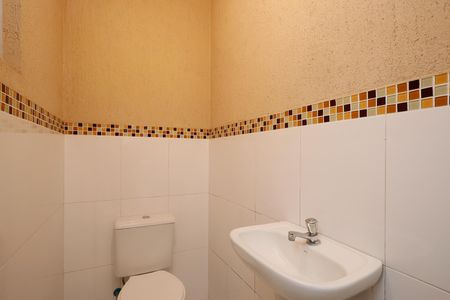 Casa à venda com 220m², 3 quartos e 2 vagasLavabo 2