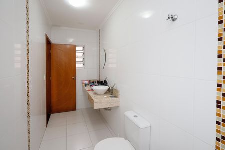 Casa à venda com 220m², 3 quartos e 2 vagasBanheiro da Suíte 3