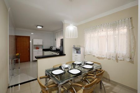 Casa à venda com 220m², 3 quartos e 2 vagasCozinha 
