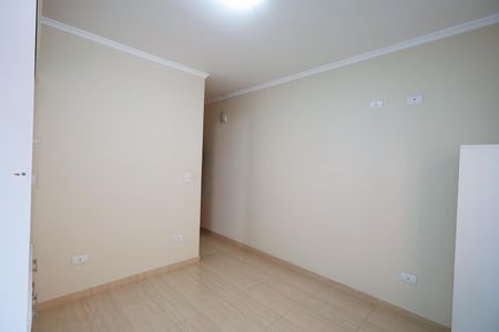Casa à venda com 220m², 3 quartos e 2 vagasSuíte 2