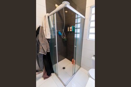 Casa para alugar com 182m², 3 quartos e 2 vagasBanheiro Social