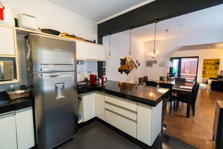 Casa para alugar com 182m², 3 quartos e 2 vagasCozinha