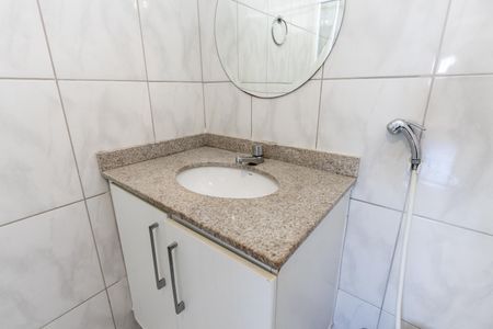 Apartamento à venda com 62m², 2 quartos e 1 vagaBanheiro do Corredor