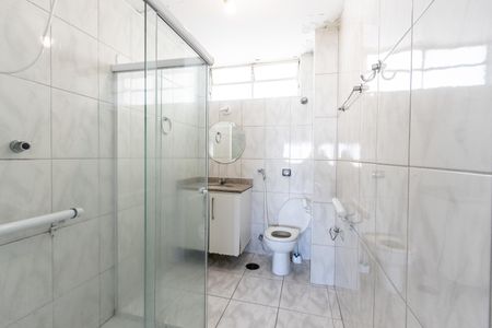 Apartamento à venda com 62m², 2 quartos e 1 vagaBanheiro do Corredor