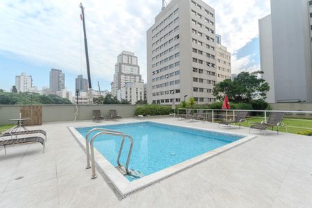 Apartamento à venda com 47m², 1 quarto e 1 vagaÁrea comum - Piscina