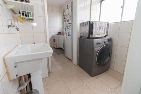 Apartamento à venda com 58m², 2 quartos e 1 vagaÁrea de Serviço