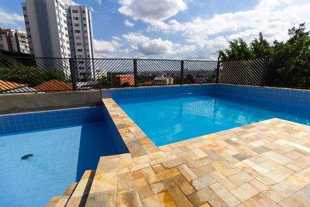 Apartamento à venda com 58m², 2 quartos e 1 vagaÁrea Comum - Piscina