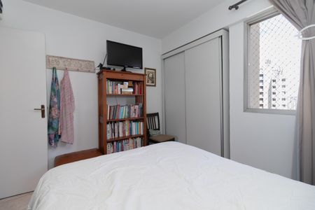 Apartamento à venda com 58m², 2 quartos e 1 vagaQuarto 2