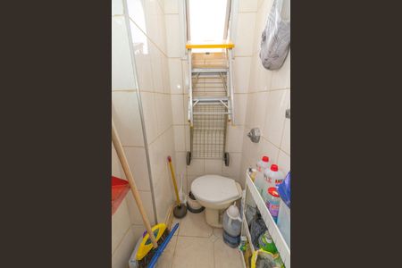Apartamento à venda com 58m², 2 quartos e 1 vagaBanheiro de Serviço