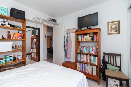 Apartamento à venda com 58m², 2 quartos e 1 vagaQuarto 2