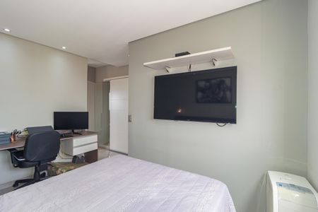 Apartamento à venda com 74m², 3 quartos e 2 vagasQuarto 3 - Suíte