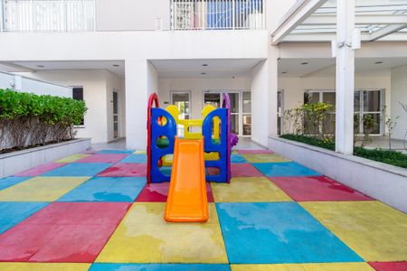 Apartamento à venda com 74m², 3 quartos e 2 vagasPlayground