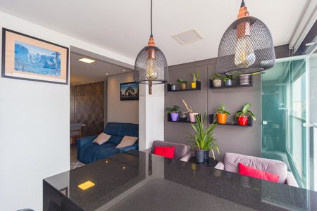 Apartamento à venda com 74m², 3 quartos e 2 vagasVaranda