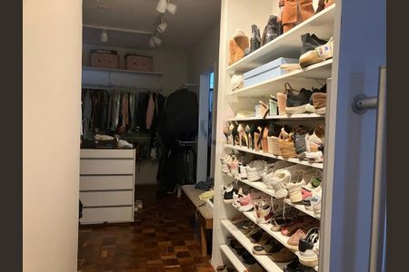 Casa à venda com 4 quartos, 400m² em Jardim Sao Bento, São Paulo