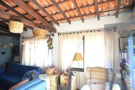 Casa de condomínio à venda com 534m², 6 quartos e 3 vagas Casa de condomínio à venda com 534m², 6 quartos e 3 vagasSala Superior