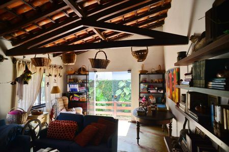 Casa de condomínio à venda com 534m², 6 quartos e 3 vagas Casa de condomínio à venda com 534m², 6 quartos e 3 vagasSala Superior