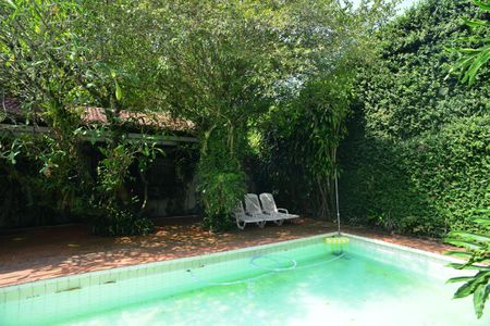 Casa de condomínio à venda com 534m², 6 quartos e 3 vagas Casa de condomínio à venda com 534m², 6 quartos e 3 vagasPiscina