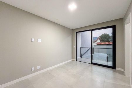 Casa à venda com 4 quartos, 240m² em Piratininga, Niterói