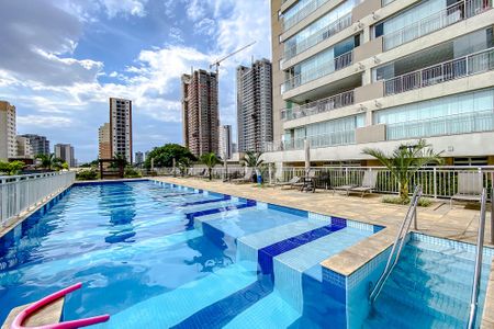 Apartamento à venda com 74m², 2 quartos e 2 vagasÁrea comum - Piscina