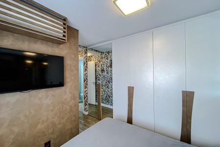 Apartamento à venda com 74m², 2 quartos e 2 vagasSuíte 2