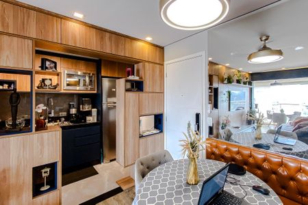 Apartamento à venda com 74m², 2 quartos e 2 vagasSala