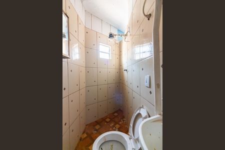 Casa para alugar com 70m², 2 quartos e 1 vaga Casa para alugar com 70m², 2 quartos e 1 vagaBanheiro