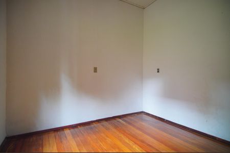 Quarto 1 de casa à venda com 2 quartos, 80m² em Santa Teresa, São Leopoldo