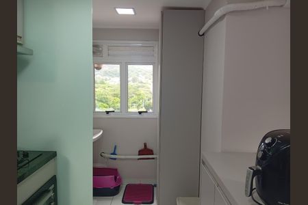 Área de serviço de apartamento à venda com 2 quartos, 68m² em Morro Santana, Porto Alegre