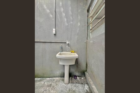 Casa para alugar com 50m², 1 quarto e 1 vagaÁrea de Serviço