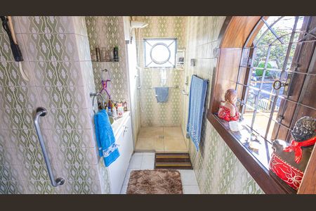 Casa à venda com 360m², 5 quartos e 3 vagasSuite