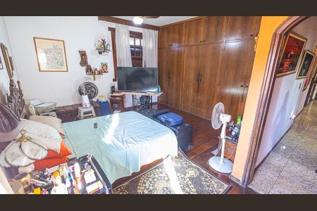 Casa à venda com 360m², 5 quartos e 3 vagasQuarto 1/ suite
