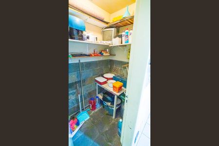 Casa à venda com 360m², 5 quartos e 3 vagasDispensa