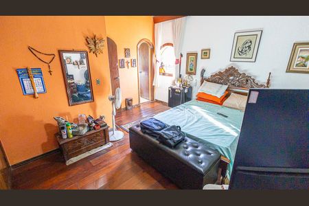 Casa à venda com 360m², 5 quartos e 3 vagasQuarto 1/ suite