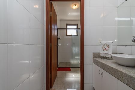 Casa de Condomínio à venda com 6 quartos, 300m² em Aconchego da Serra, Itabirito