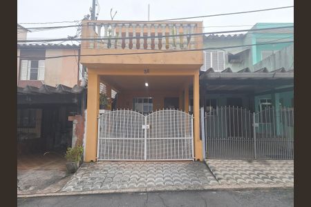 Casa de condomínio à venda com 135m², 3 quartos e 1 vaga Casa de condomínio à venda com 135m², 3 quartos e 1 vagaFachada interna