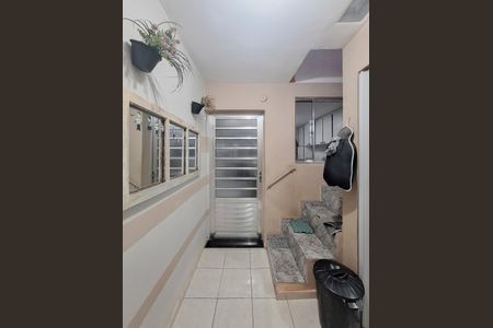 Casa de condomínio à venda com 135m², 3 quartos e 1 vaga Casa de condomínio à venda com 135m², 3 quartos e 1 vagaHall