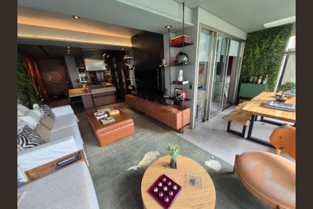 Apartamento à venda com 2 quartos, 101m² em Itaim Bibi, São Paulo