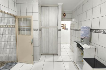 Casa à venda com 250m², 2 quartos e 2 vagas Casa à venda com 250m², 2 quartos e 2 vagasCozinha