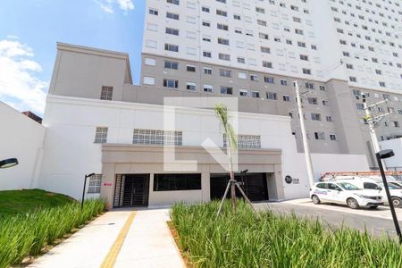 Studio para alugar com 27m², 1 quarto e sem vaga Studio para alugar com 27m², 1 quarto e sem vagaFachada Av. Nagib Farah Maluf