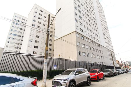 Studio para alugar com 27m², 1 quarto e sem vaga Studio para alugar com 27m², 1 quarto e sem vagaFachada Rua Agostinho Delgado + Placa