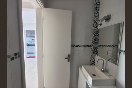 Apartamento à venda com 56m², 2 quartos e 1 vagaBanheiro Social