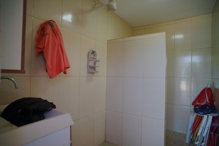 Casa para alugar com 349m², 4 quartos e 6 vagasBanheiro de serviço