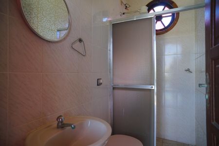 Casa para alugar com 349m², 4 quartos e 6 vagasBanheiro 3