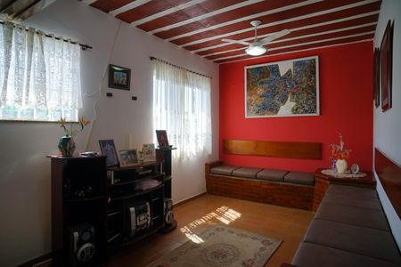 Casa para alugar com 349m², 4 quartos e 6 vagasSala 2