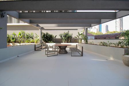 Studio para alugar com 35m², 1 quarto e sem vagaÁrea comum - Piscina
