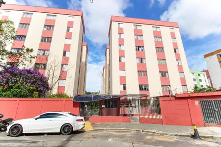 Apartamento à venda com 50m², 2 quartos e 1 vaga Apartamento à venda com 50m², 2 quartos e 1 vagaFachada e portaria