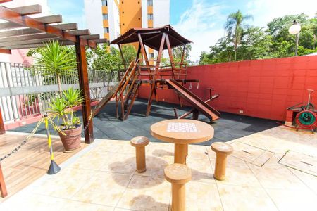 Apartamento à venda com 50m², 2 quartos e 1 vaga Apartamento à venda com 50m², 2 quartos e 1 vagaÁrea comum - Playground